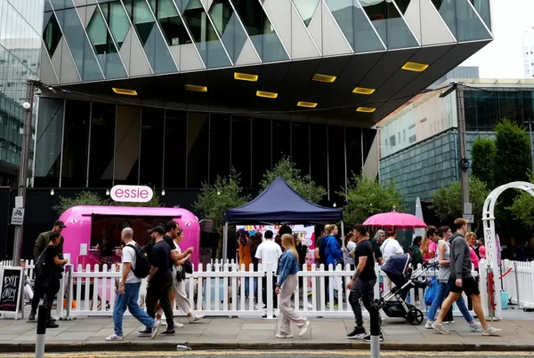 essie street sampling campaign